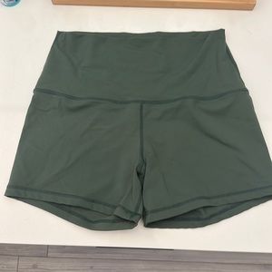 Born Primitive short 3.5’’ inseam